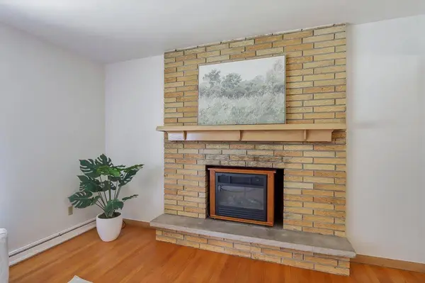 520 6th Street, Waunakee, WI 53597