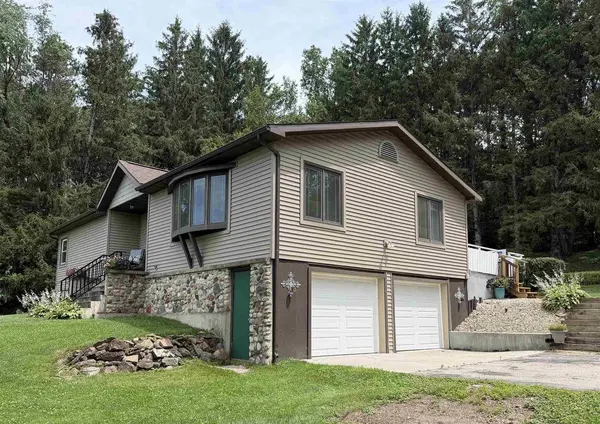 5030 S Valley Road, Black Earth, WI 53515