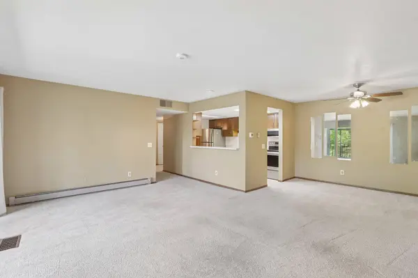 6302 Mineral Point Road #213, Madison, WI 53705