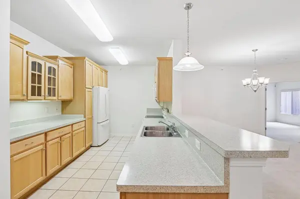 69 Cherokee Circle #103, Madison, WI 53704