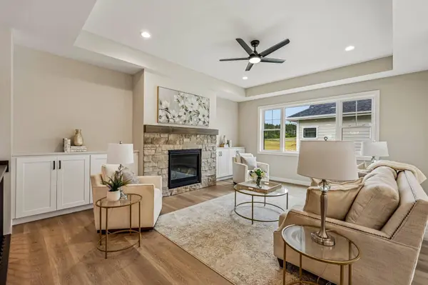 2408 Bluestem Crossing #Lt19, Prairie Du Sac, WI 53578