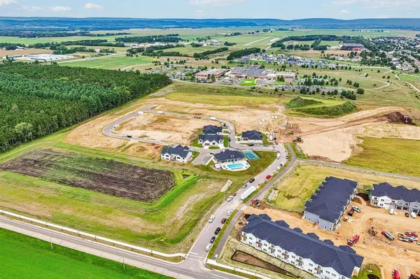2415 Bluestem Crossing #Lot2, Prairie Du Sac, WI 53578