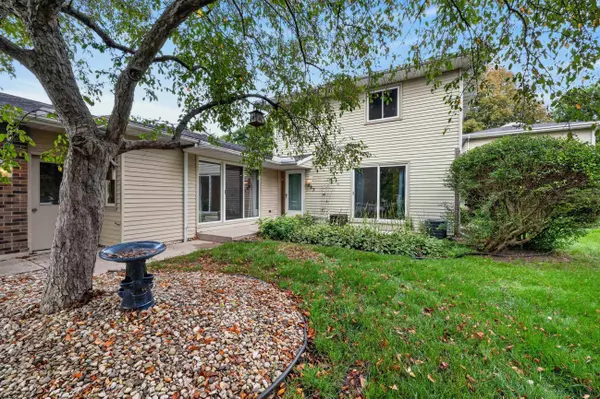 867 Henry Street, Waunakee, WI 53597