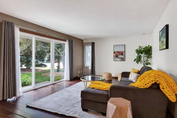 867 Henry Street, Waunakee, WI 53597