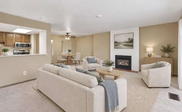 6302 Mineral Point Road #213, Madison, WI 53705