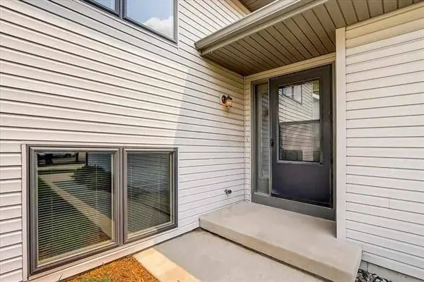 4546-4548 Windsor Road, Windsor, WI 53598-9516