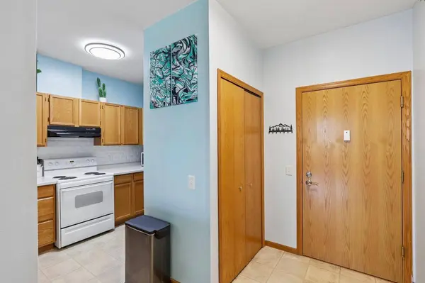 301 Harbour Town Drive #330, Madison, WI 53717