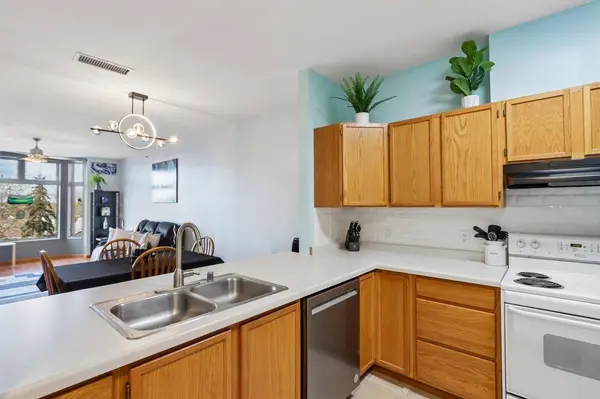 301 Harbour Town Drive #330, Madison, WI 53717