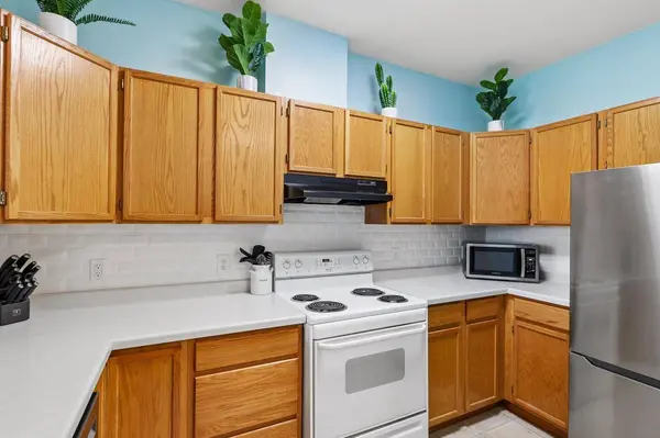 301 Harbour Town Drive #330, Madison, WI 53717