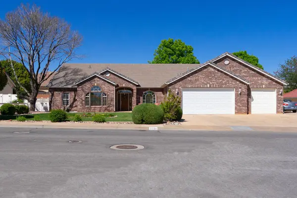 3734 W Mitchell DR, Santa Clara, UT 84765