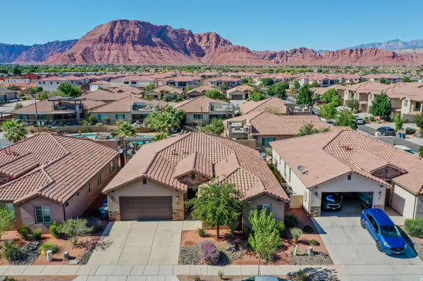 3837 W LAZY RIVER CIR #110, Santa Clara, UT 84765