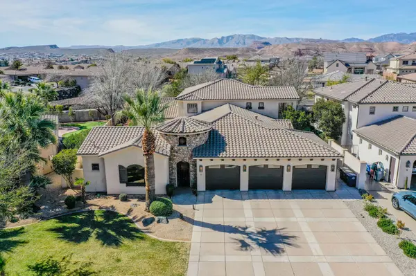 470 COUNTRY LN #11, Santa Clara, UT 84765