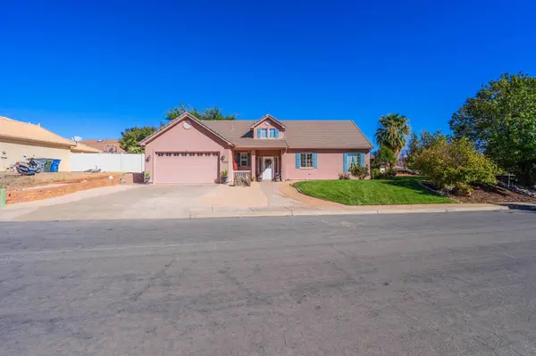 3450 Adobe DR, Santa Clara, UT 84765