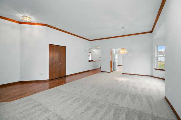 Plainfield, IL 60544-6462,21327 W Redwood Dr