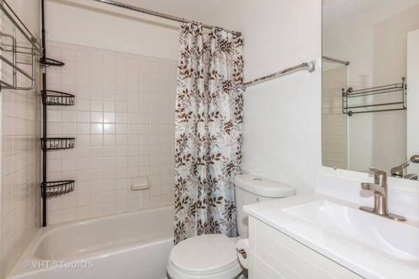 20 Gant CIR #A, Streamwood, IL 60107