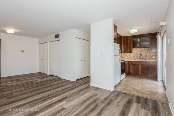 20 Gant CIR #A, Streamwood, IL 60107