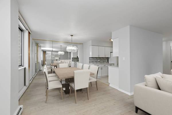 20 N Tower RD #4F, Oak Brook, IL 60523