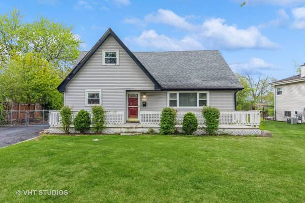 1629 Larry LN, Glendale Heights, IL 60139