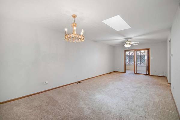 895 Shagbark RD #44C, New Lenox, IL 60451