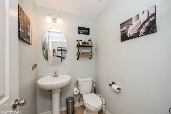 1311 Bayberry CIR, Pingree Grove, IL 60140