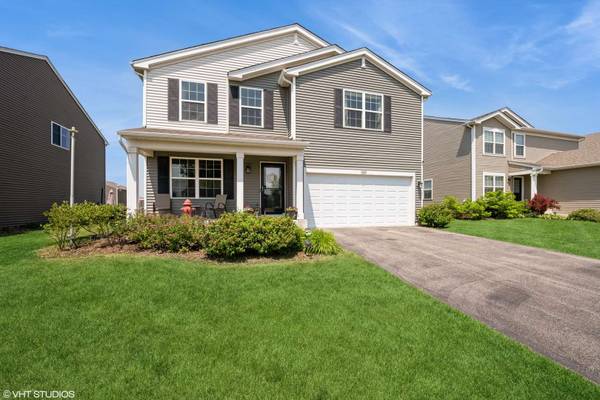 1311 Bayberry CIR, Pingree Grove, IL 60140