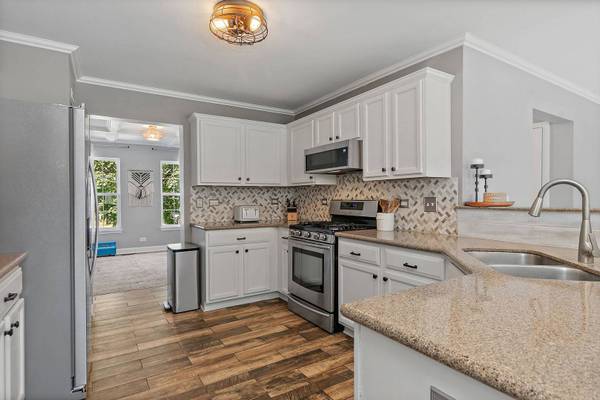 11576 Lancaster ST, Huntley, IL 60142