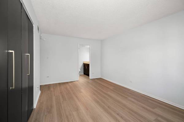 15717 Orlan Brook DR #84, Orland Park, IL 60462