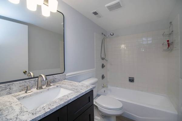 15717 Orlan Brook DR #84, Orland Park, IL 60462