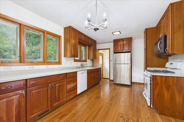 Glen Ellyn, IL 60137