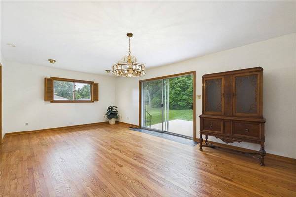 Glen Ellyn, IL 60137