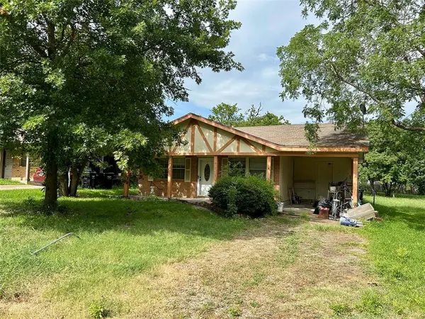 409 S 5th Street, Crandall, TX 75114