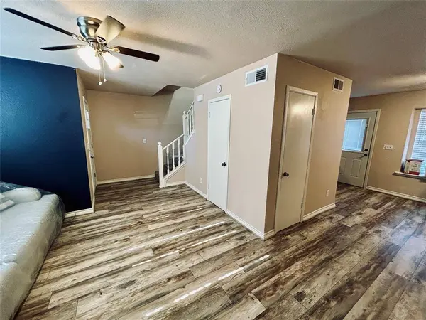 319 Towne House Lane, Richardson, TX 75081