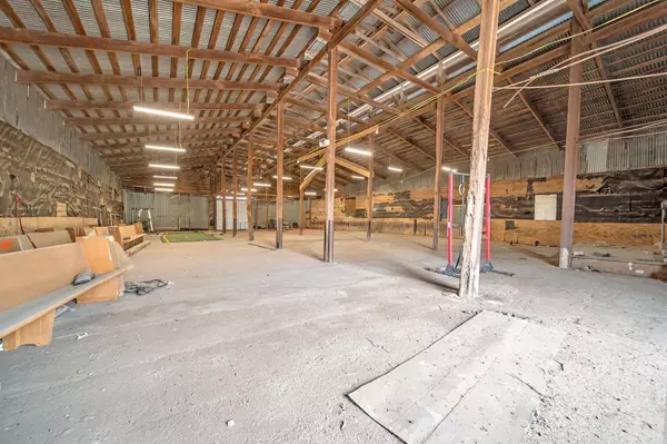 136 S Caldwell-B ST, Giddings, TX 78942