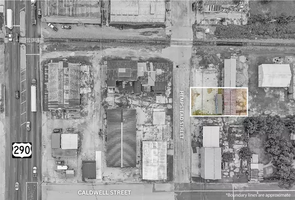 300 W Hempstead-A ST, Giddings, TX 78942