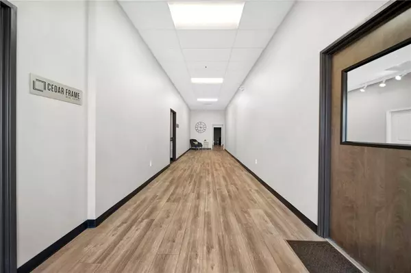 117 W Commerce ST, Brenham, TX 77833