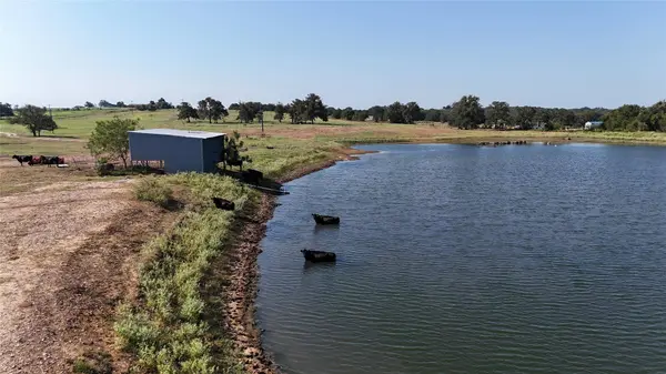 2039 County Road 326, Giddings, TX 78942