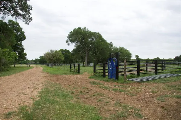 1010 St Delight RD, Paige, TX 78659