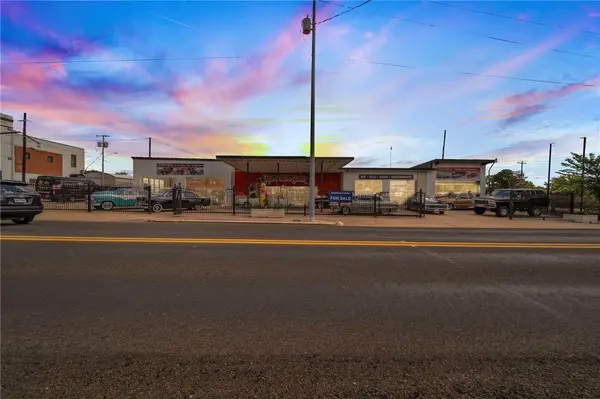 301 S Market ST, Brenham, TX 77833