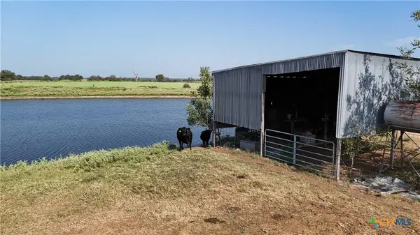 2039 County Road 326, Giddings, TX 78942