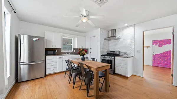 807 Burleson ST, Brenham, TX 77833