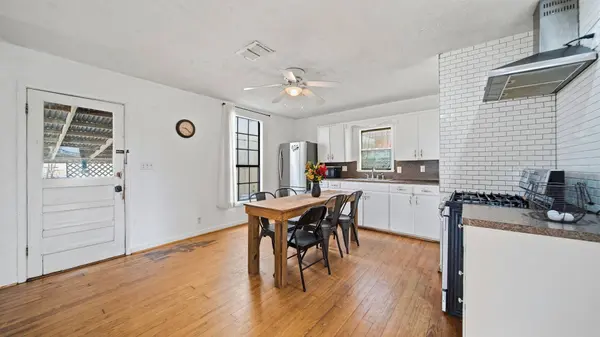 807 Burleson ST, Brenham, TX 77833