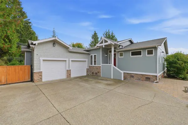 9723 Harborview PL NW, Gig Harbor, WA 98332