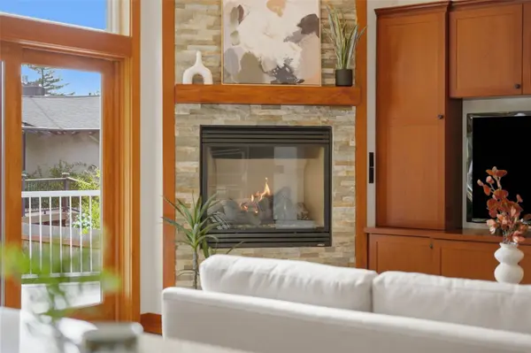 9723 Harborview PL NW, Gig Harbor, WA 98332