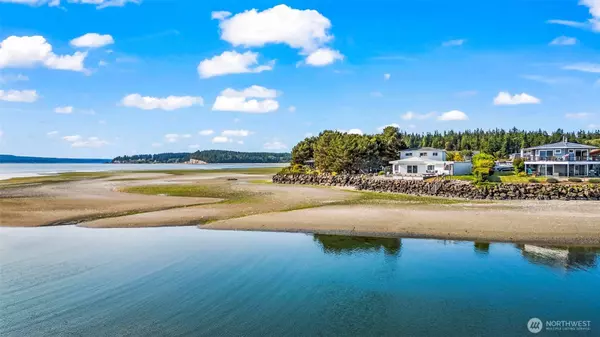 4957 NE Canal LN, Hansville, WA 98340