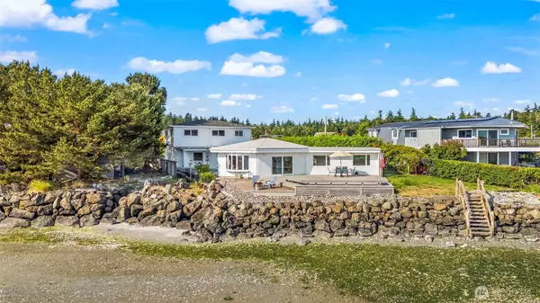 4957 NE Canal LN, Hansville, WA 98340