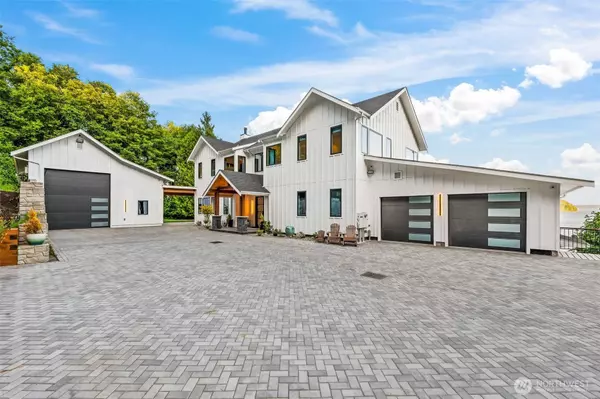 9418 165th Avenue Ct SW, Longbranch, WA 98351