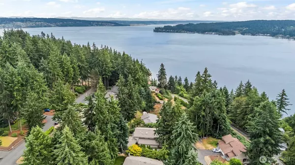 317 39th Avenue Ct NW, Gig Harbor, WA 98335