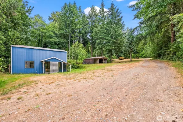3241 E State Route 302, Belfair, WA 98528
