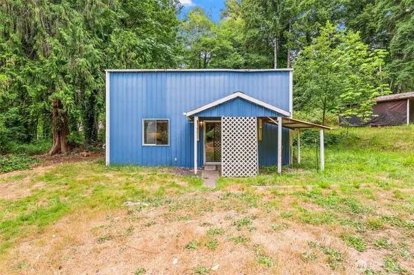 3241 E State Route 302, Belfair, WA 98528