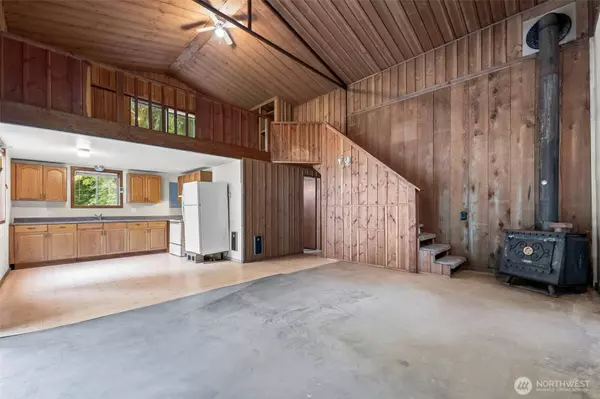 3241 E State Route 302, Belfair, WA 98528